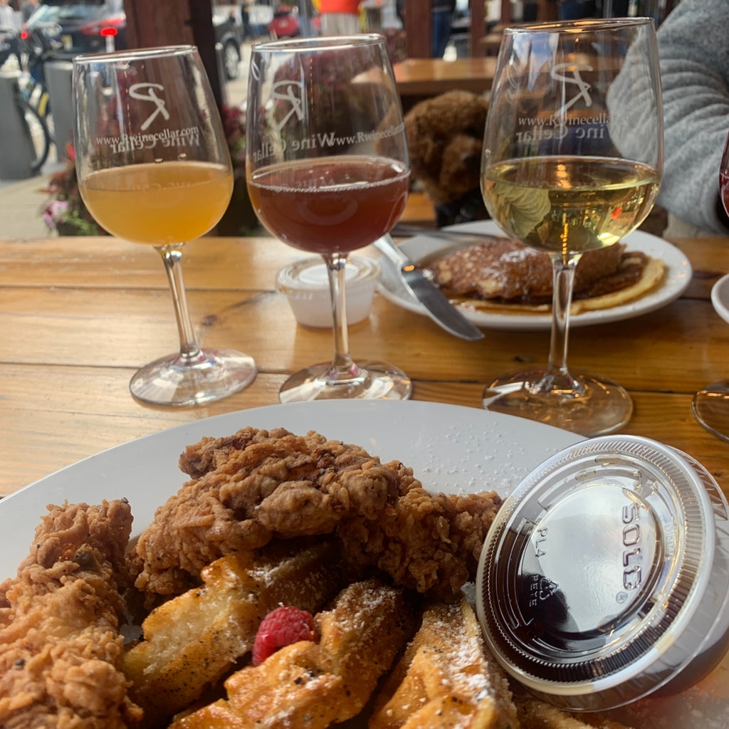 Chicken fingers at R Wine Cellar on Penn Ave in Pittsburgh Pa